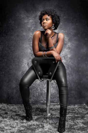 Mzvee