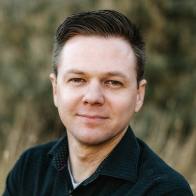 Photo of Isaac Stewart